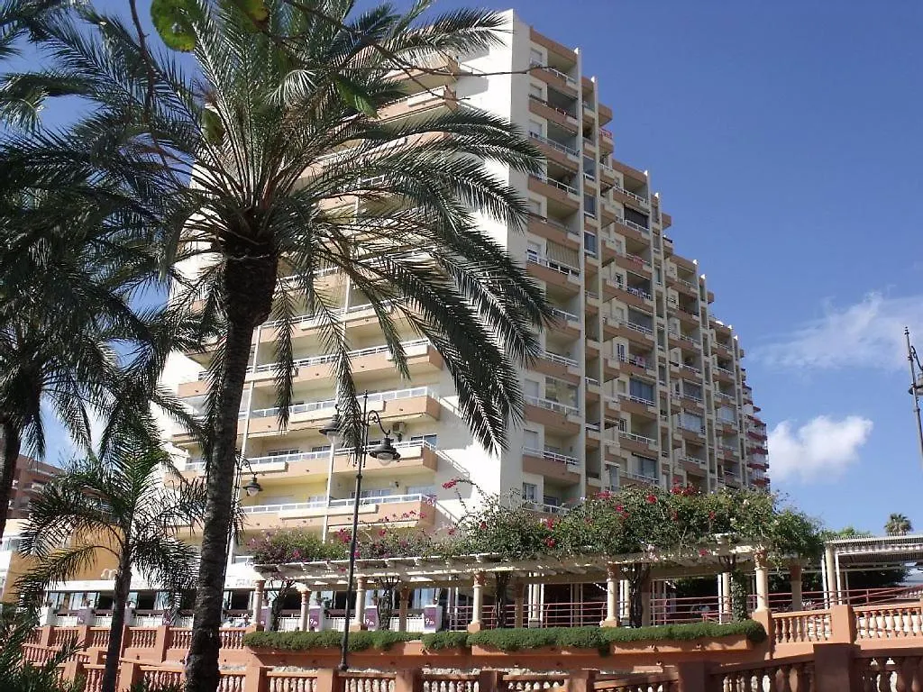 First Line, To The Beach, 1 Bed Apt , Sleeps Benalmadena