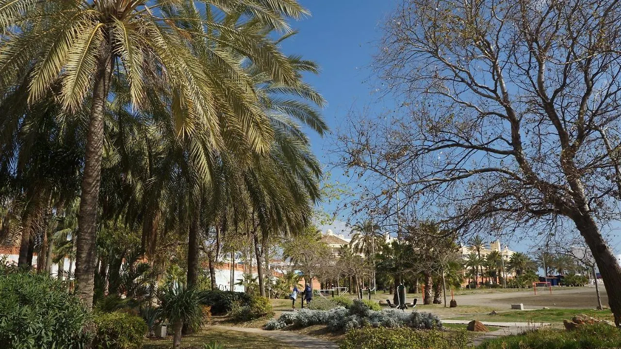 First Line, To The Beach, 1 Bed Apt , Sleeps Benalmadena Apartment