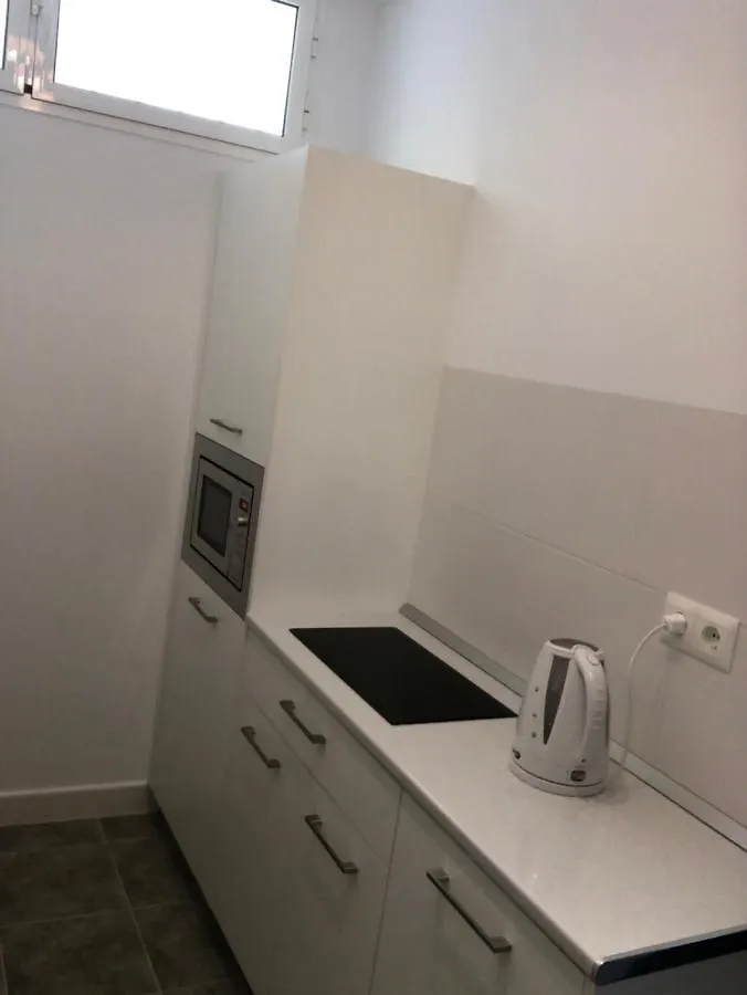 First Line, To The Beach, 1 Bed Apt , Sleeps Benalmadena 0*,