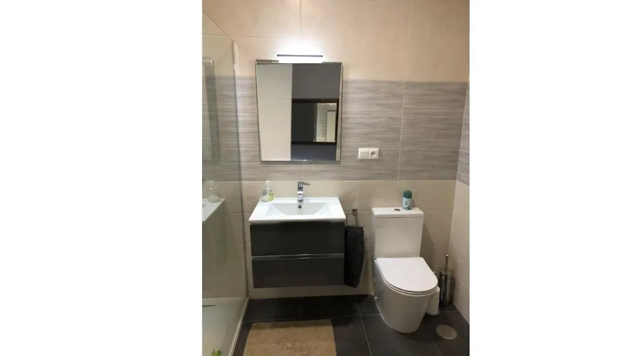 First Line, To The Beach, 1 Bed Apt , Sleeps Benalmadena Apartment